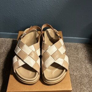 ALOHAS Checkered Stone Beige and Ivory Sandals